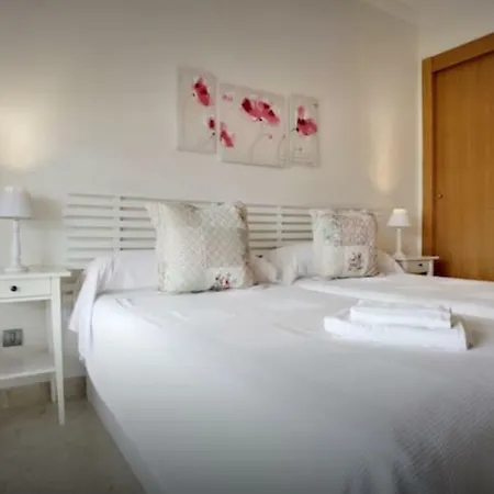Familiar Con Jardin Y Terraza Privada * Alcaidesa
