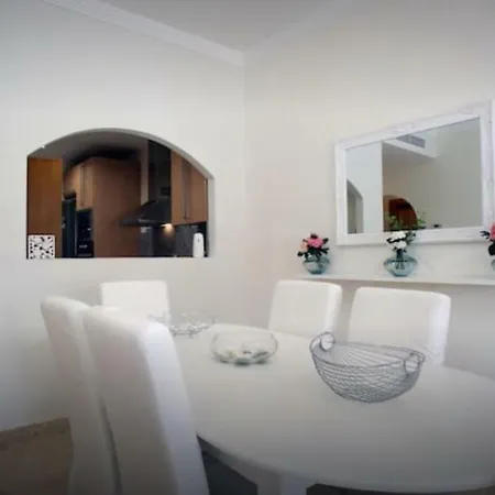 Apartment Familiar Con Jardin Y Terraza Privada *